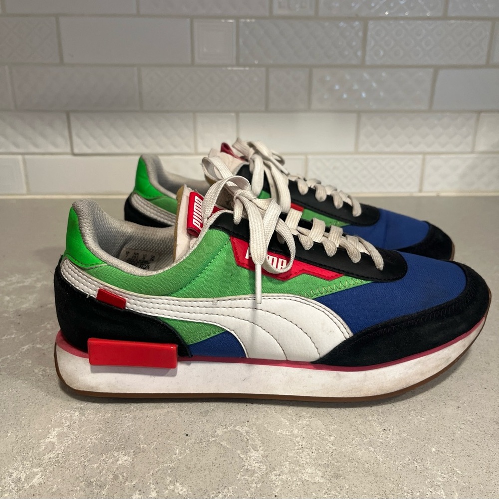 Men’s Puma Future Rider Multicolor Sneakers Size 8 lace up red blue green